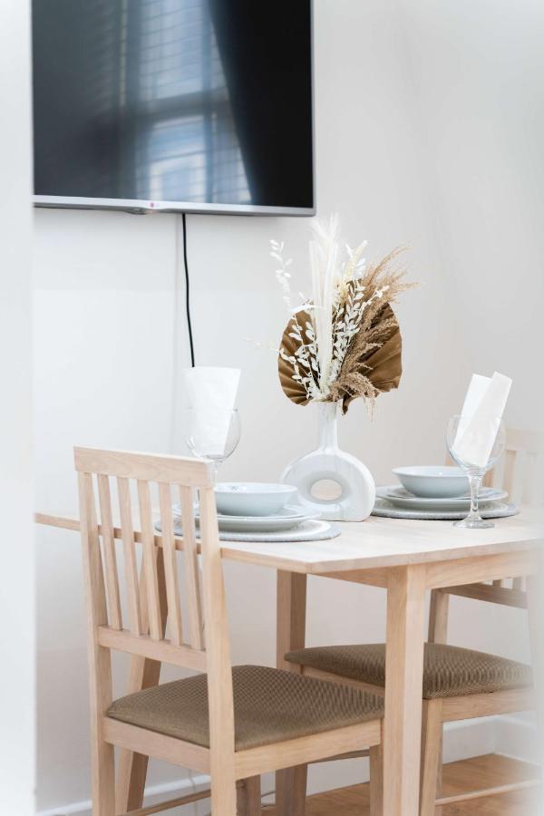Livestay-Fabulous One Bed Apartments On Covent Garden London Exterior foto